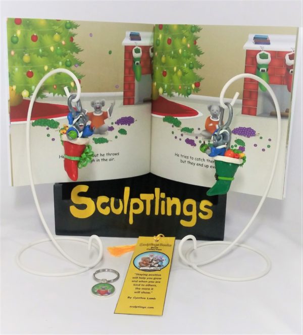 Sculptlings Collectionables Christmas Series Freddy the Fruity Mouse Collection