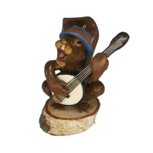 Bo the Banjo Ornament-0003